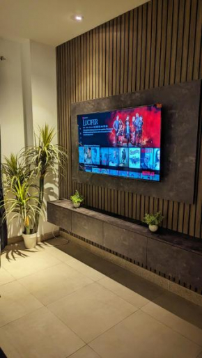 Pentasquare - Modern Studio Suite